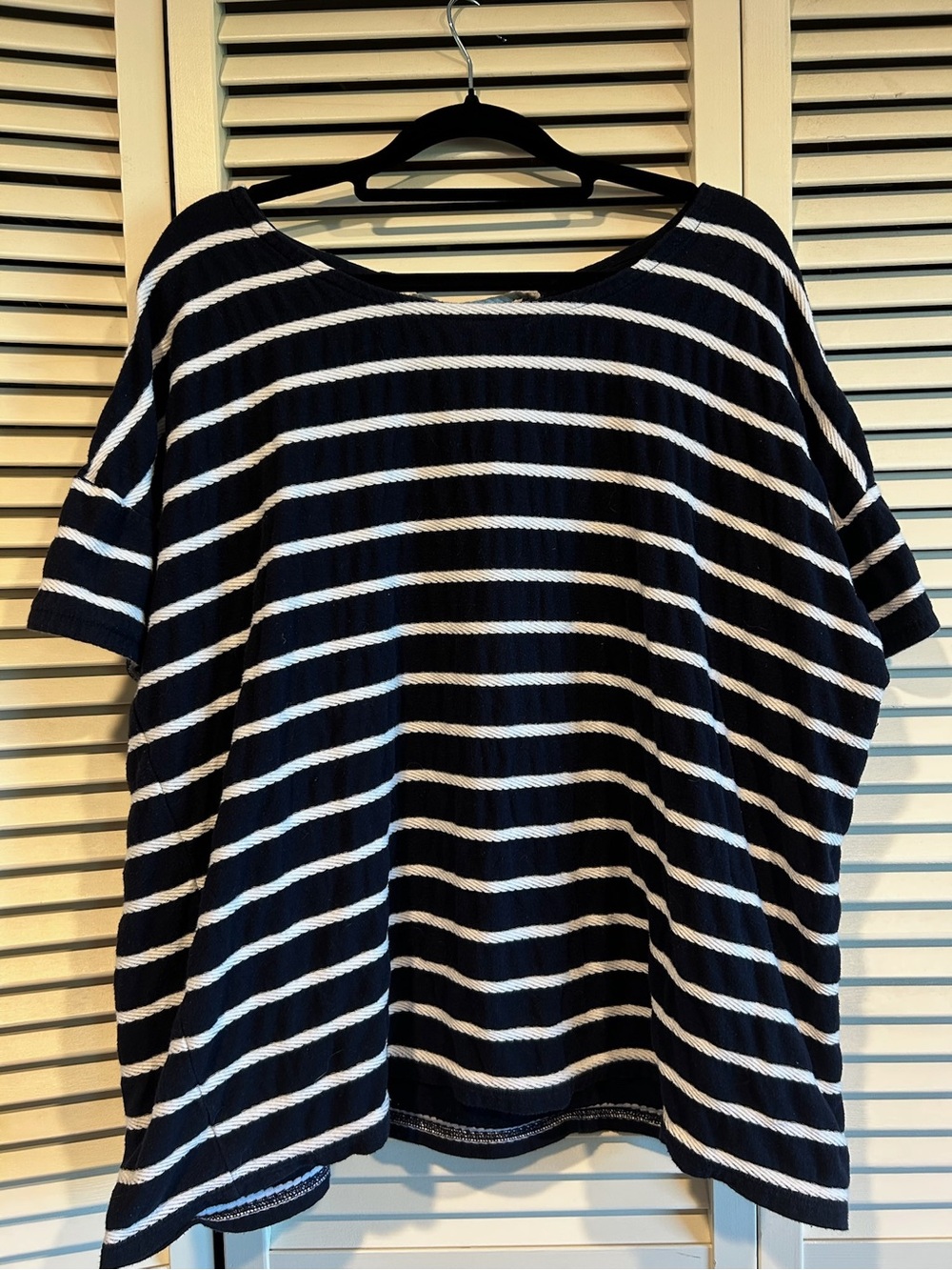🚤 Talbots Navy and White Rope-Stripe Knit w/ Rope 🪢 in Back - Thick Quality